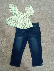 Classic Mid Wash Straight Leg capri Jeans
