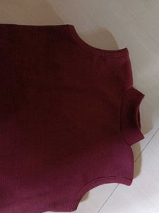 Sleeveless Turtleneck Top