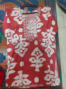 Red & White Printed Kurta