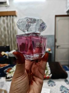 Versace Bright Crystal Perfume