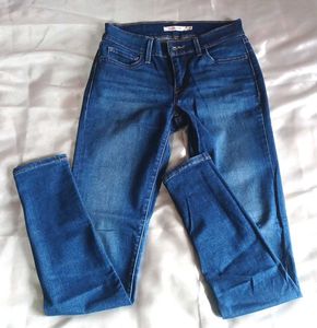 Levi's 710 Super Skinny Jeans Mid Rise