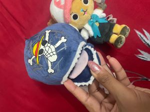 One piece plush charm set