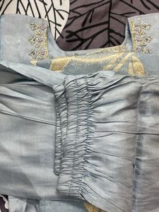 Elegant blue Kurta Set with Intricate Embroidery