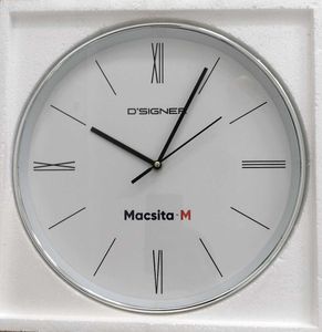 D'SIGNER Modern Wall Clock