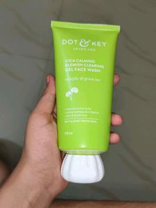 Dot &amp; Key Gentle Face Wash