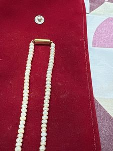 Elegant Pearl Necklace with Pendant
