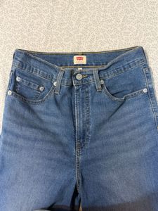 Classic Blue Levi's Jeans