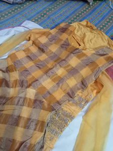 Elegant Yellow Gaown with Koti wit