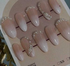 Glamorous Press-On Nails