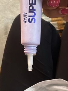 NYKAA BLURRING PRIMER