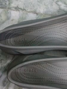 Grey Ballet Flats