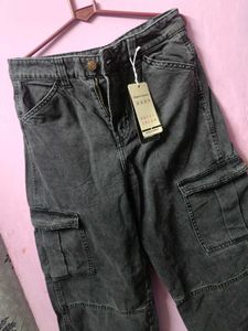 H&amp;M dark Wash Wide Leg Cargo Jeans