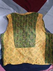 Ethnic Sleeveless front open Shrug Top