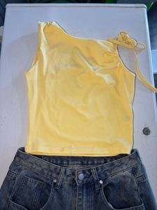 Chic One-Shoulder Ruched Top