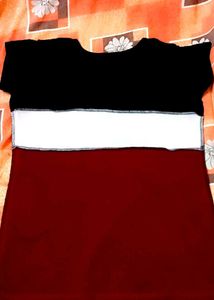 Trendy Fashionable Women's Tops And Tunics🤩