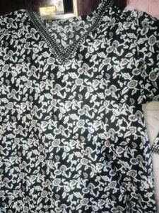 short kurta a beautiful black and white kurt