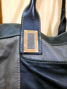 Chic Two-Tone Leather Handbag