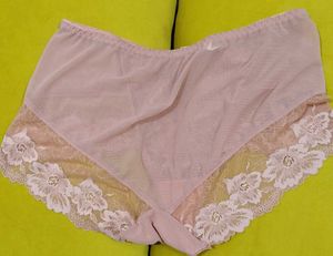 2011 -- delicate Lace Trim panty