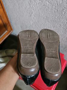 Elegant Black Ballet Flats