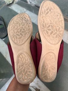Stylish Burgundy Jutti Flats