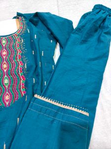 Elegant Teal Embroidered Salwar Suit