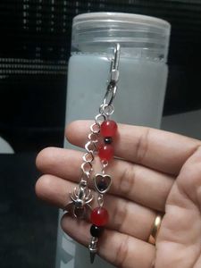 Spidet Red &amp; Black Beaded Keychain