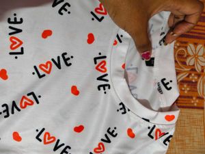 White Love Print T-Shirt 32-34 tk ko