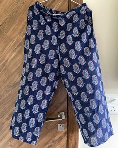 Blue Paisley Print Set