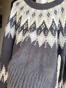 Cozy Patterned Pullover Sweater