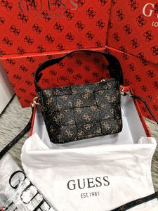 Guess slingbags