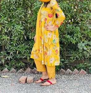 Yellow Floral Print Kurta with Embellished Necklin