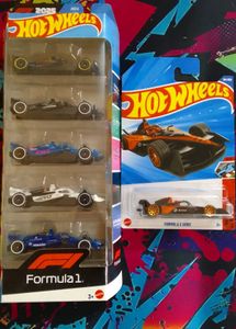 Hot Wheels Formula 1 pack plus McLaren
