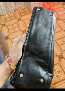 Stylish Black Leather Handbag