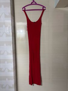 Stunning Red Ribbed Bodycon Midi Dress