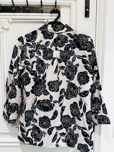 Chic Floral Button-Up Shirt