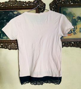 Cute T-shirt With Sequins Print