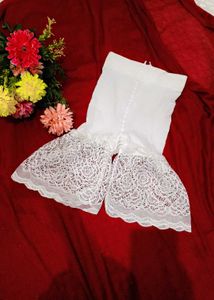White Lace Flared shorts 👍