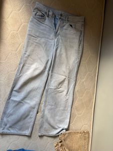 Light Wash Relaxed Fit Jeans(42 inch)