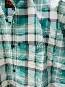 Men's Green Plaid Long Sleeve Shirt
