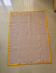 Antique Reversible Mat with Yellow Border