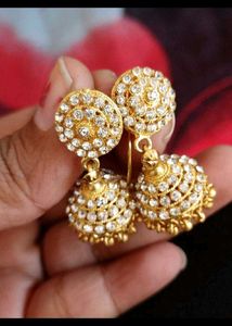 Stunning Gold Jhumka Earrings
