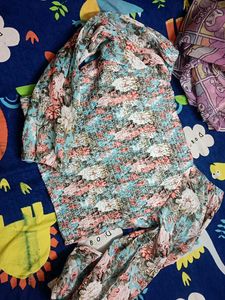 Floral Print Smocked Top