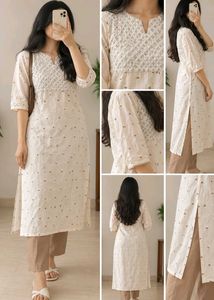Elegant Cream Kurta with Intricate Embroidery