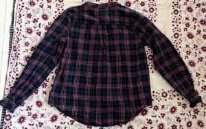 Stylish Plaid Button-Up Shirt