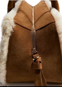shoulder bag