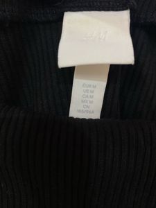 H&amp;M Black Off-Shoulder Top