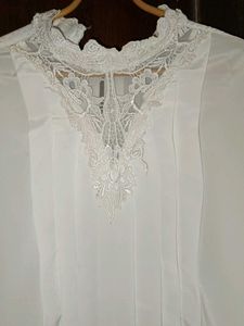 Lacy Trending Formal  Vintage Top