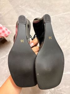 Chic Black wedge Toe Heels
