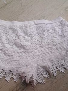 cute  top with laces short
