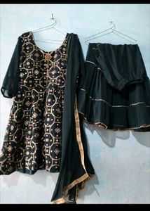 Elegant Black Kurta Set with Gold Embellishments
